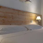 L'uomo E Il Mare Bed & Breakfast 3*