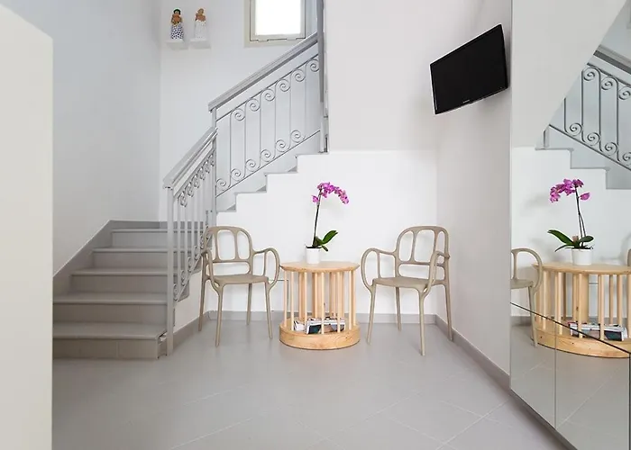 L'uomo E Il Mare Bed & Breakfast 3*