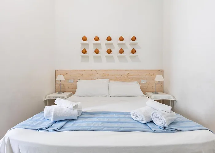 L'uomo E Il Mare Bed & Breakfast 3*