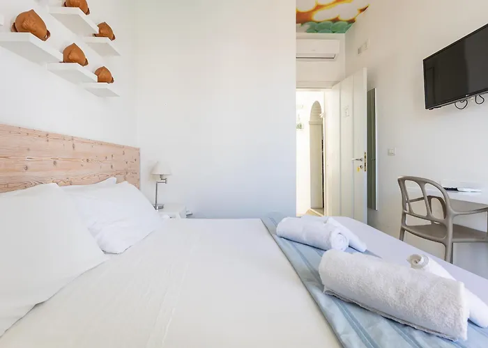 L'uomo E Il Mare Bed & Breakfast